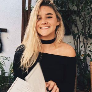 Meet your Posher, Ariana